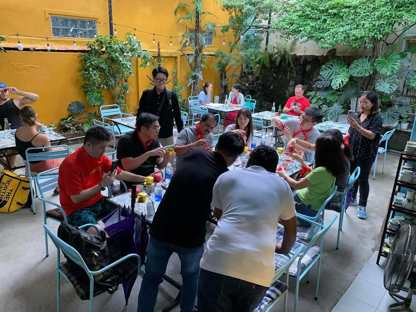 Tourist from different countries enjoying coffee class