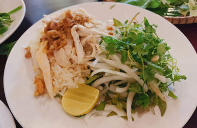 A dish of Hoi An Chicken Rice